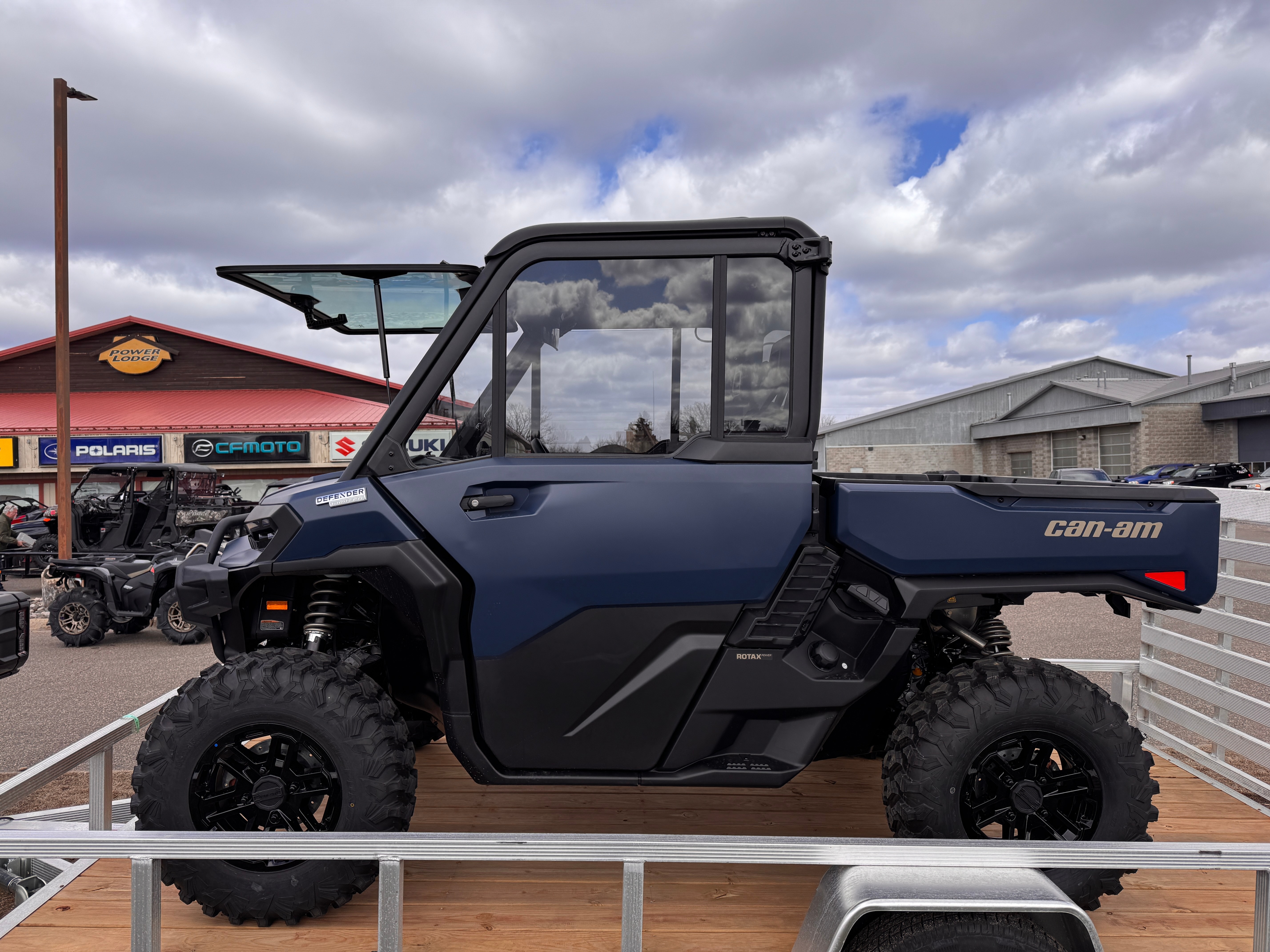 2026 Defender Limited HD11