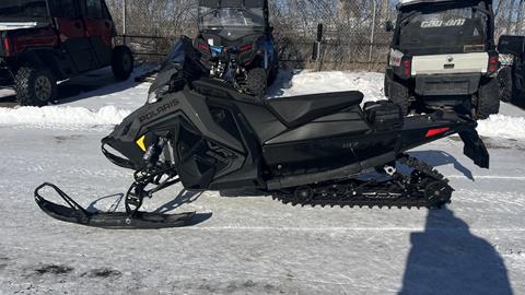 2025 Polaris 650 INDY VR1 137 SC ES in Ramsey, Minnesota - Photo 7