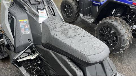 2025 Polaris 650 INDY VR1 137 SC ES in Ramsey, Minnesota - Photo 5