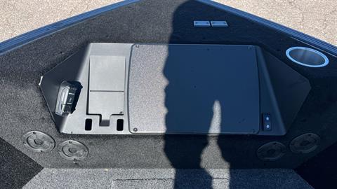 2025 Alumacraft Competitor 185X Sport in Ramsey, Minnesota - Photo 9