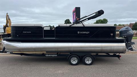 2020 Godfrey Sweetwater 2386 C4 in Ramsey, Minnesota - Photo 5