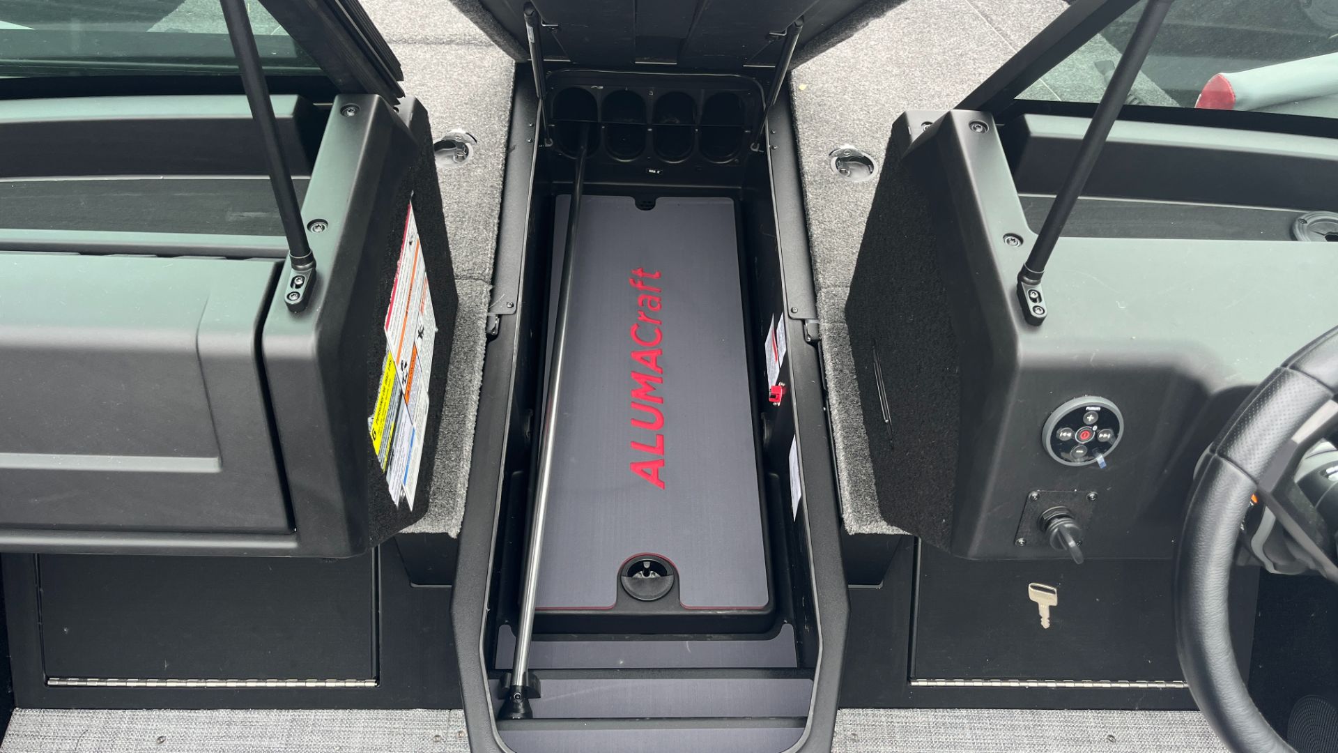 2025 Alumacraft Trophy 185X Sport in Ramsey, Minnesota - Photo 11