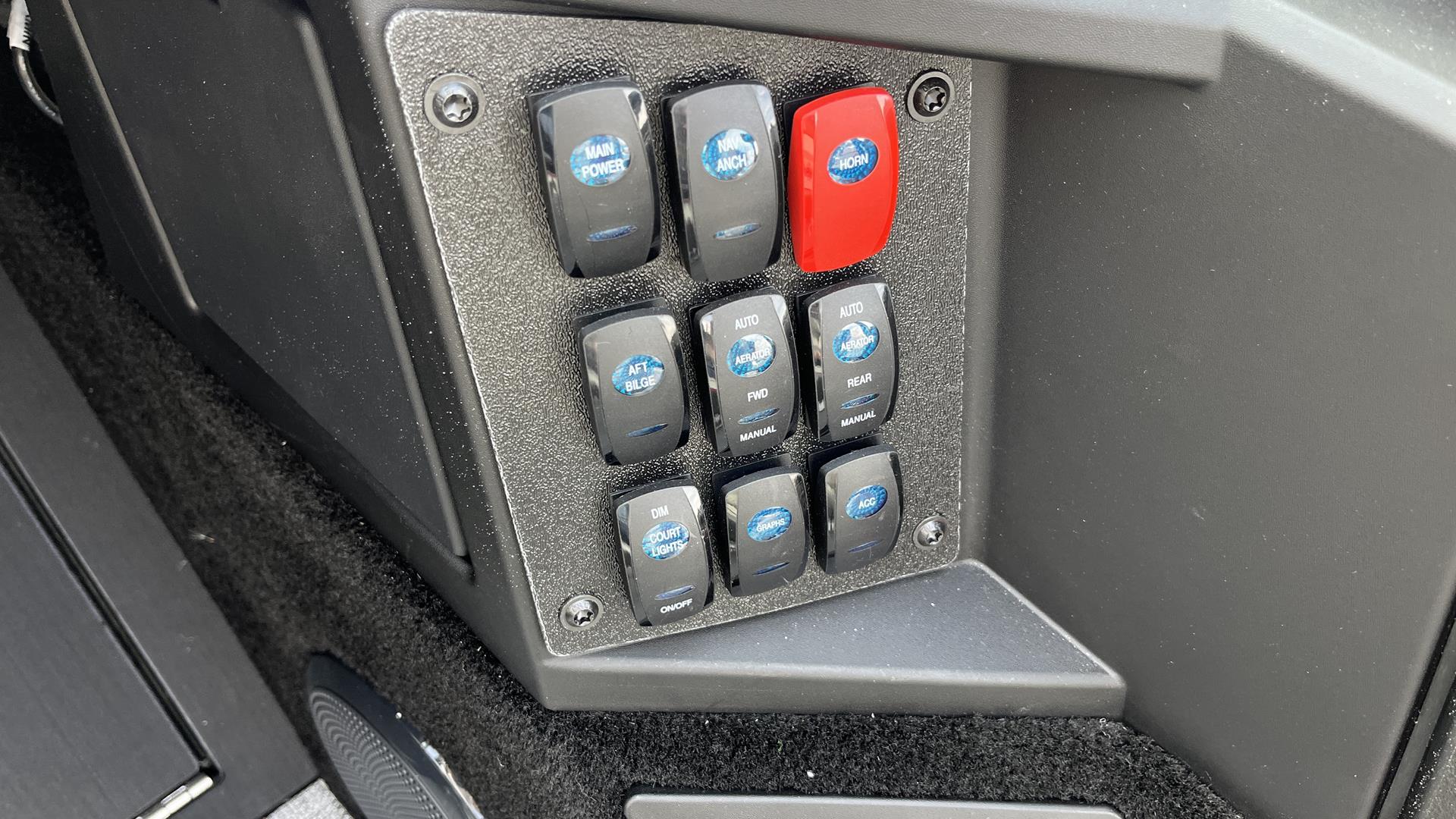 2025 Alumacraft Trophy 185X Sport in Ramsey, Minnesota - Photo 17