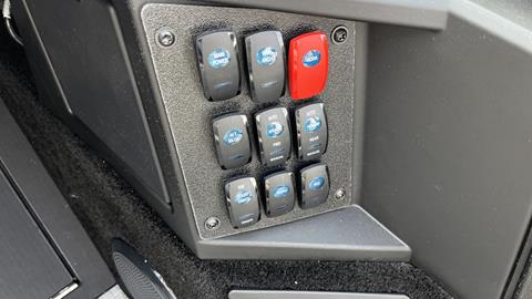 2025 Alumacraft Trophy 185X Sport in Ramsey, Minnesota - Photo 17