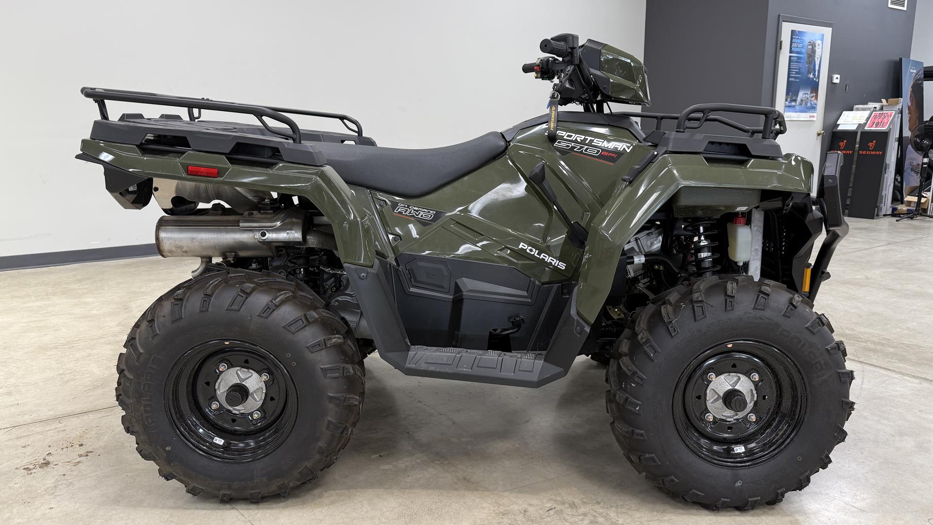 2025 Polaris Sportsman 570 EPS in Ramsey, Minnesota - Photo 2