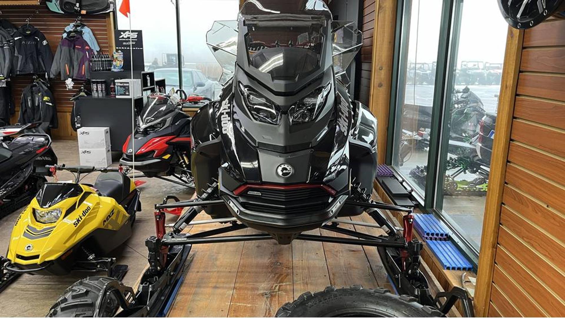 2025 Ski-Doo Renegade Adrenaline w/ Enduro Package 850 E-TEC ES Ice Ripper XT 1.25 w/ 10.25 in. Touchscreen in Ramsey, Minnesota - Photo 2