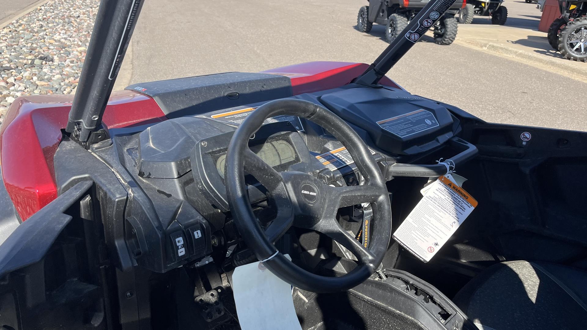 2025 Can-Am Commander MAX XT 1000R in Ramsey, Minnesota - Photo 11