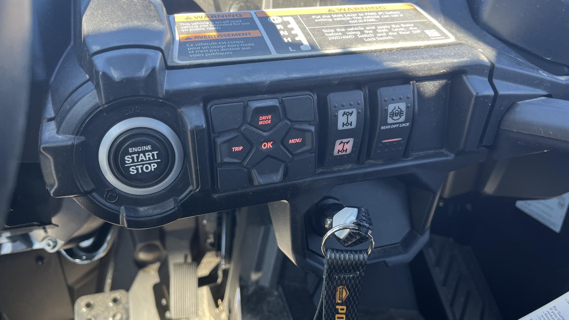 2025 Can-Am Commander MAX XT 1000R in Ramsey, Minnesota - Photo 14