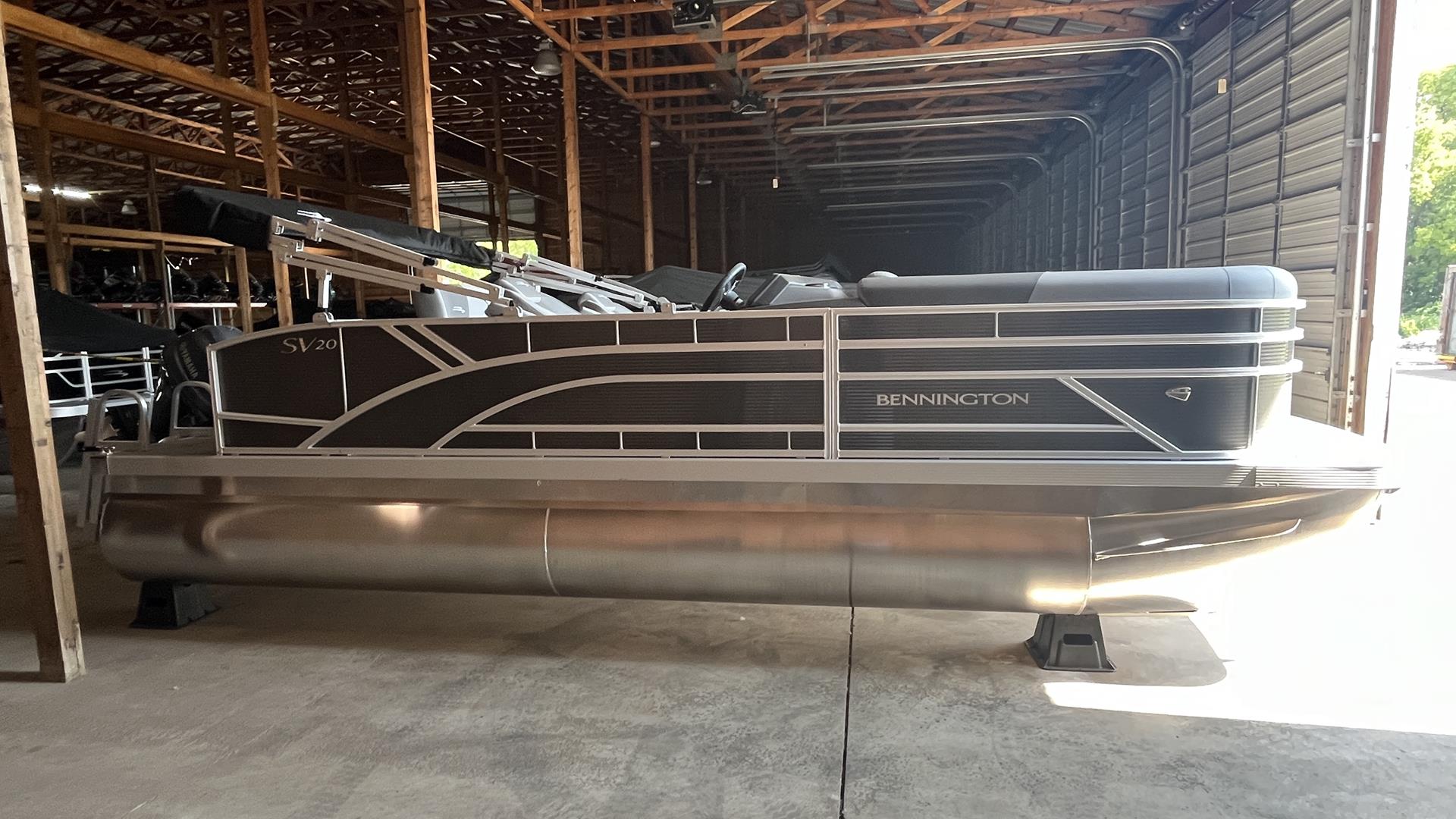 2025 Bennington 20 SSB in Ramsey, Minnesota - Photo 3