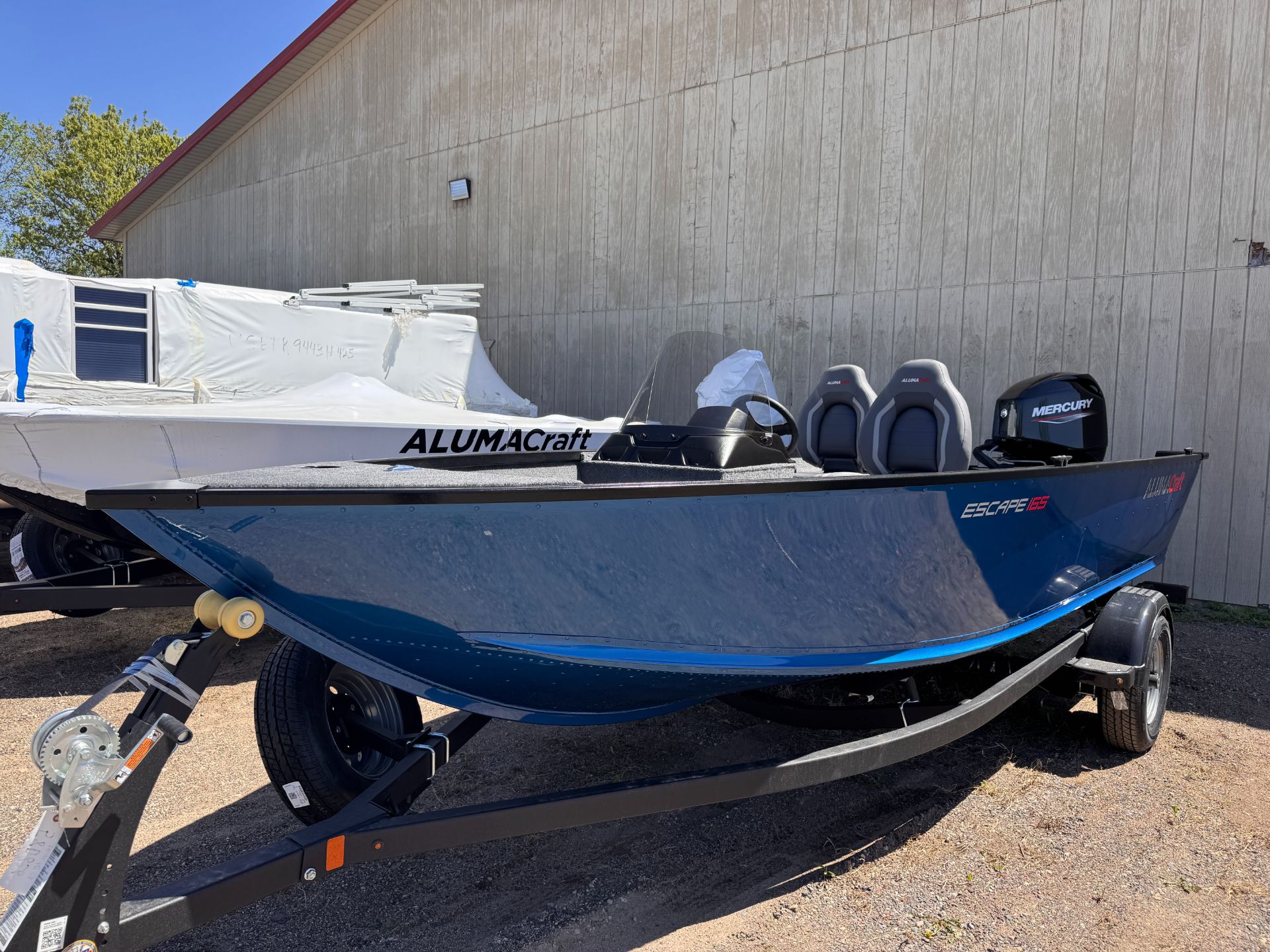 2026 Alumacraft Escape