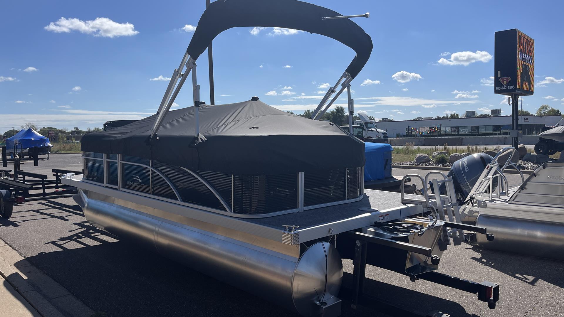 2025 Bennington 20 SXLM in Ramsey, Minnesota - Photo 4