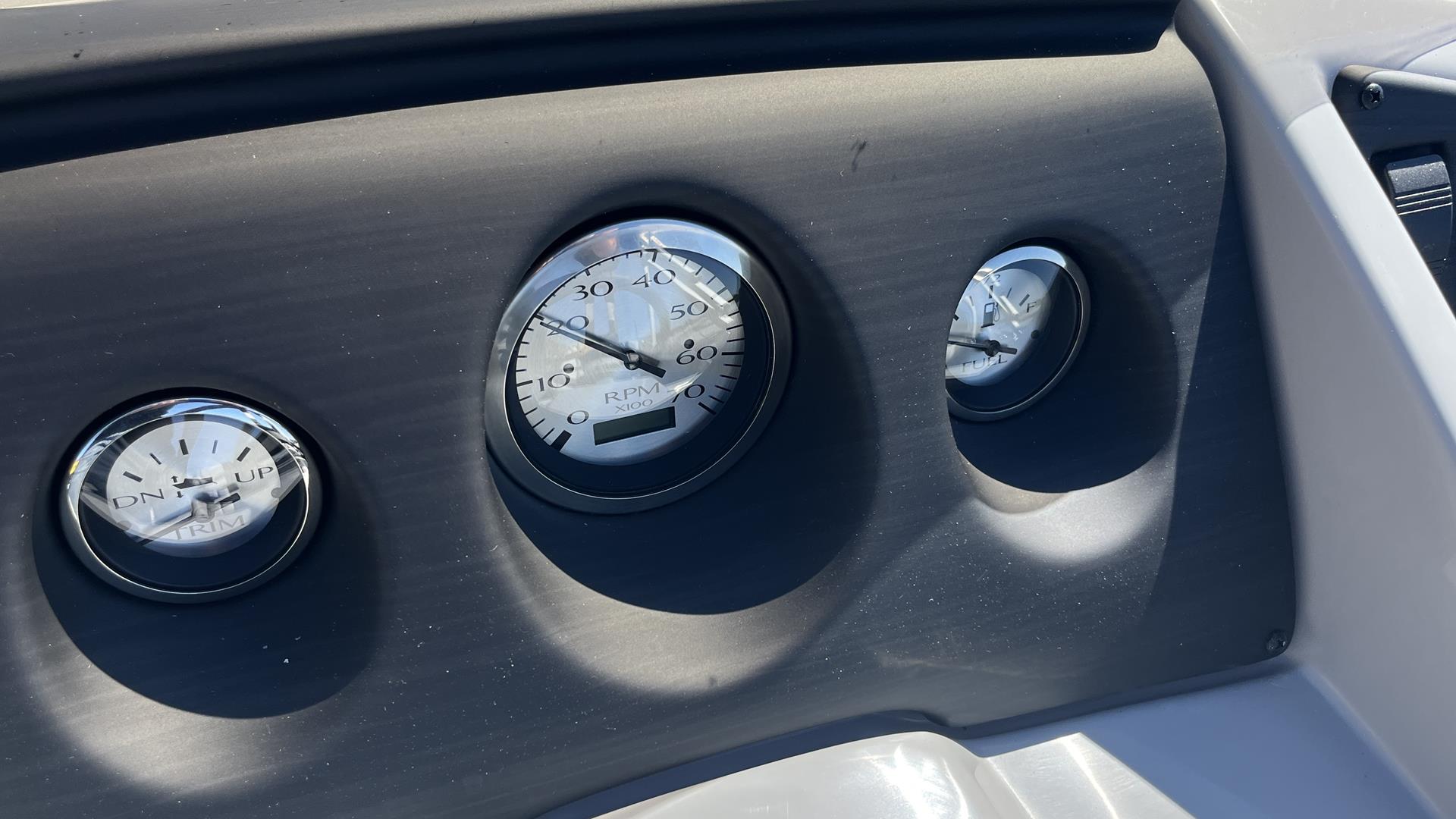 2025 Bennington 20 SXLM in Ramsey, Minnesota - Photo 17