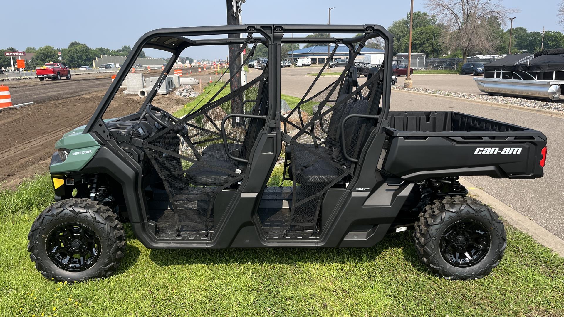2025 Can-Am Defender MAX DPS HD7 in Ramsey, Minnesota - Photo 9
