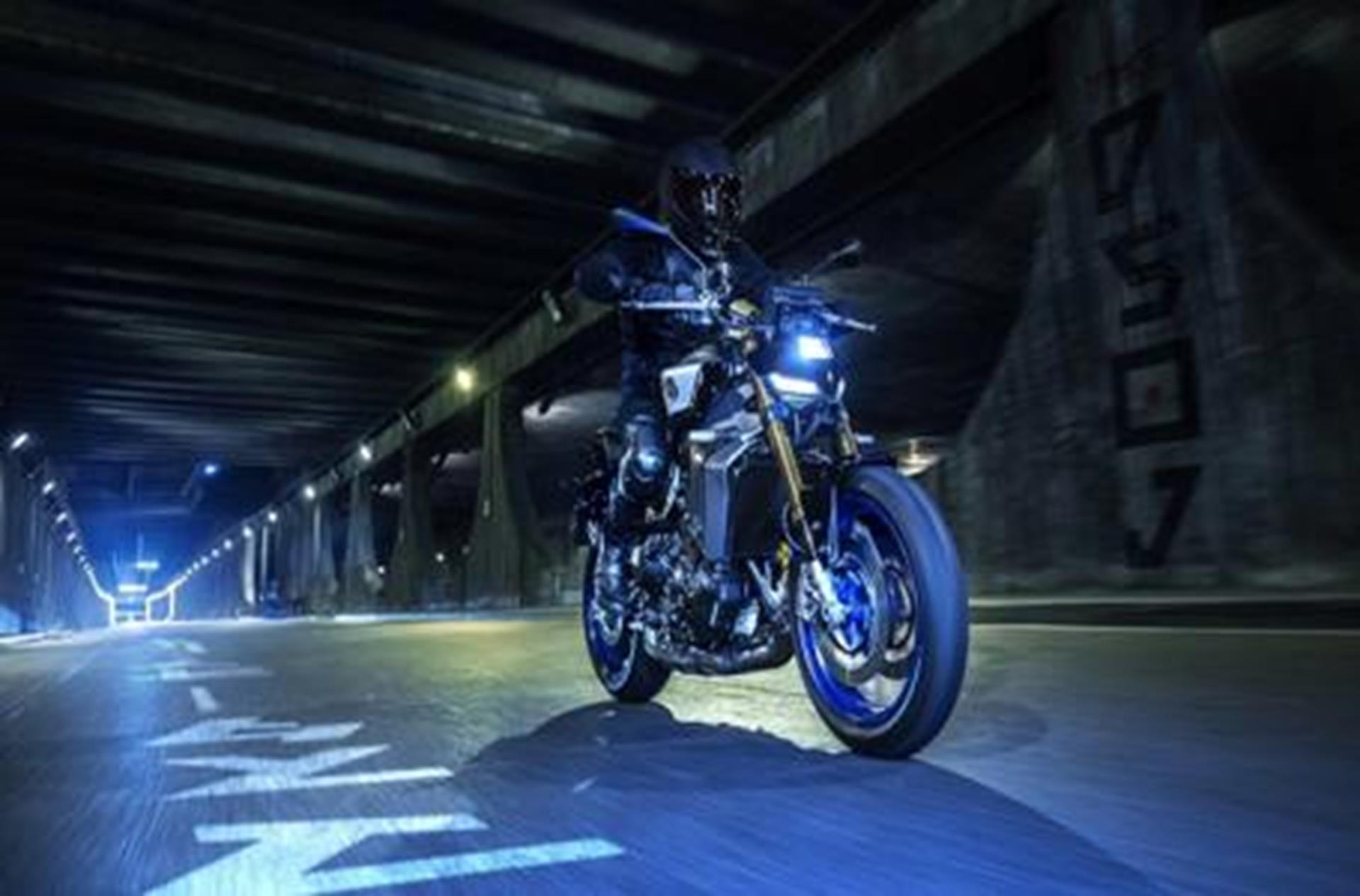 2025 Yamaha MT-09 SP 3