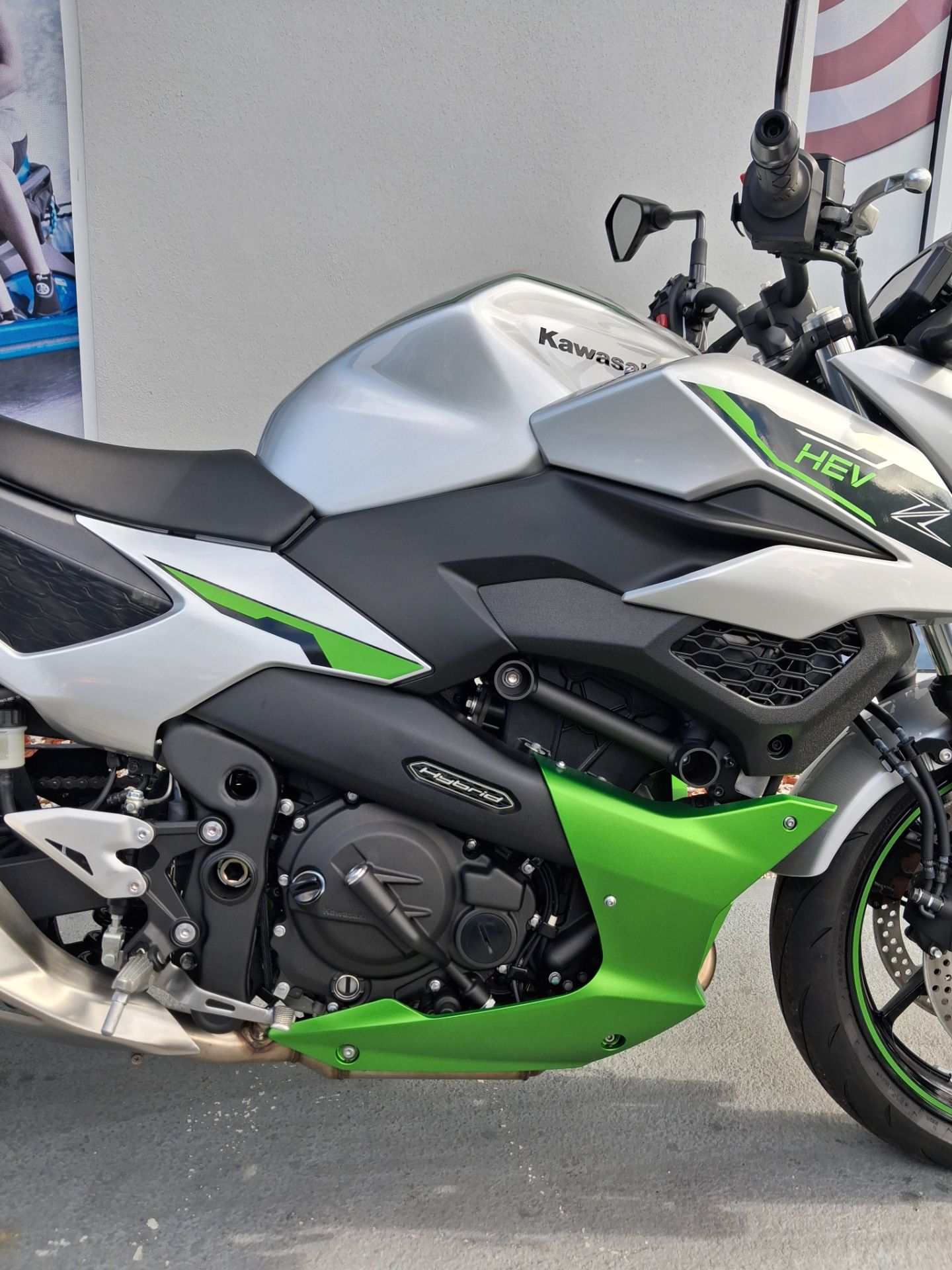 2024 Kawasaki Z7 Hybrid ABS 11