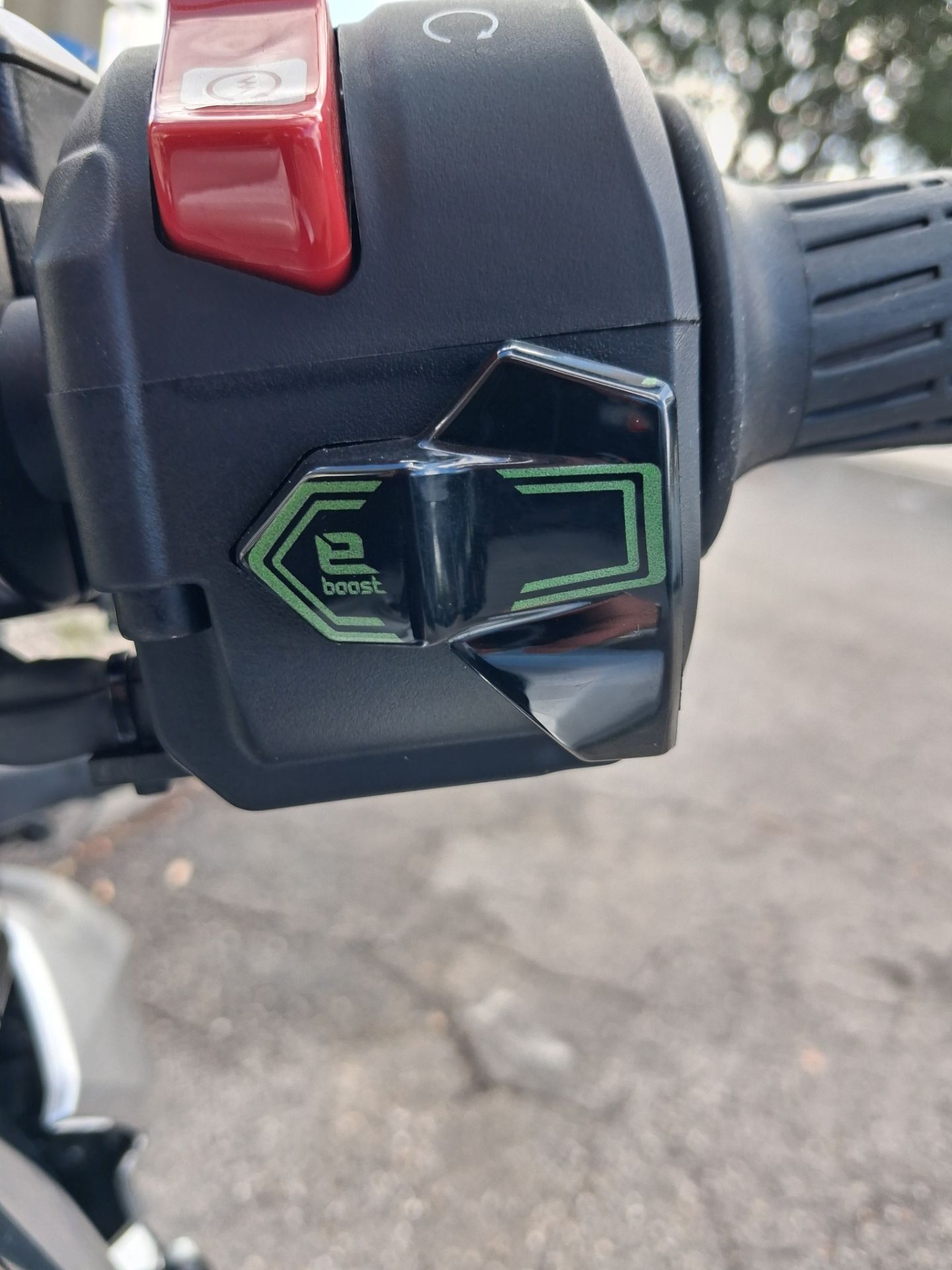 2024 Kawasaki Z7 Hybrid ABS 9