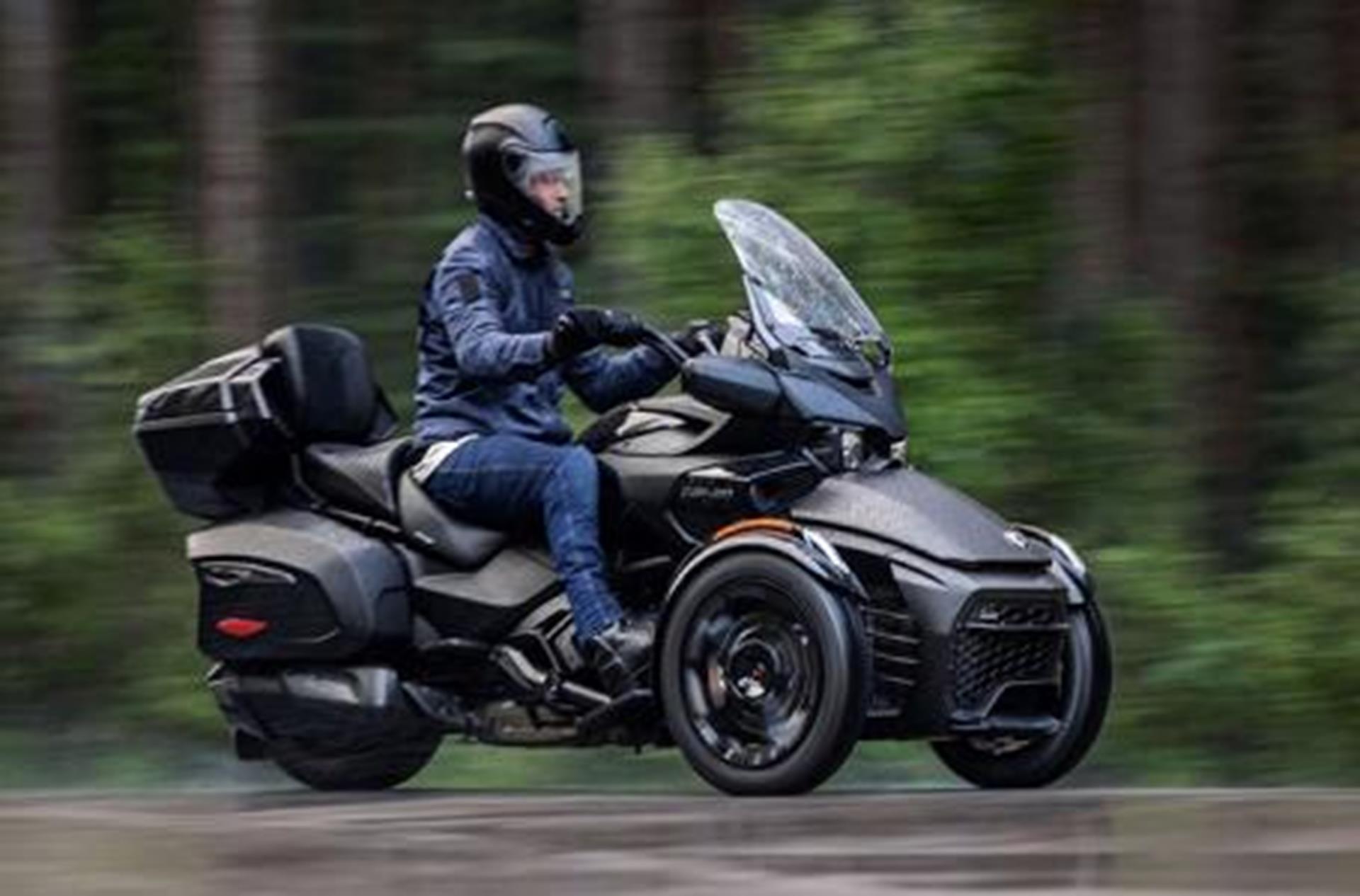 2025 Can-Am Spyder F3 Limited in Bonita Springs, Florida - Photo 5