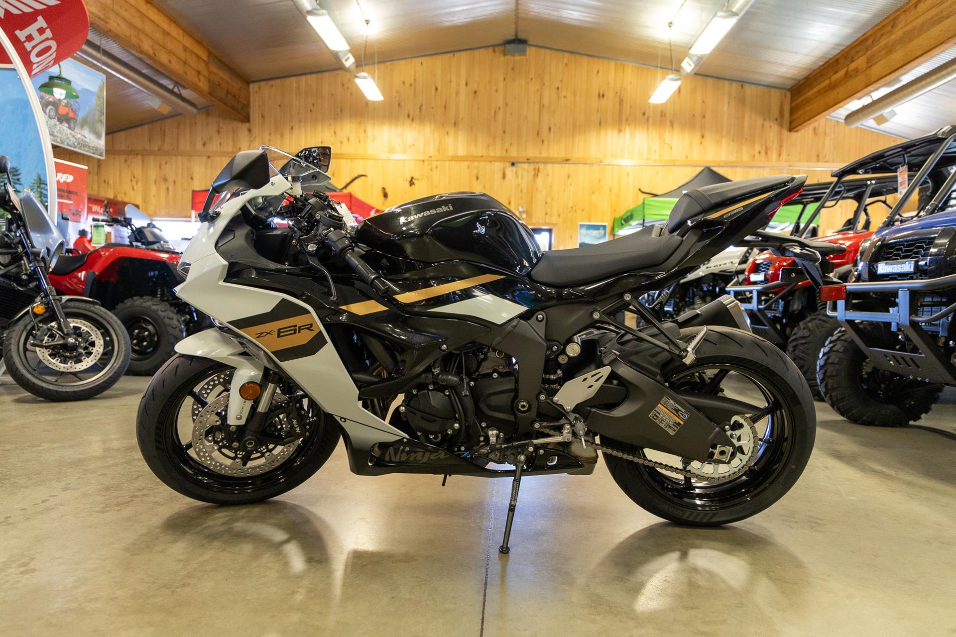 2026 Kawasaki NINJA ZX-6R ABS in Sauk Rapids, Minnesota - Photo 4