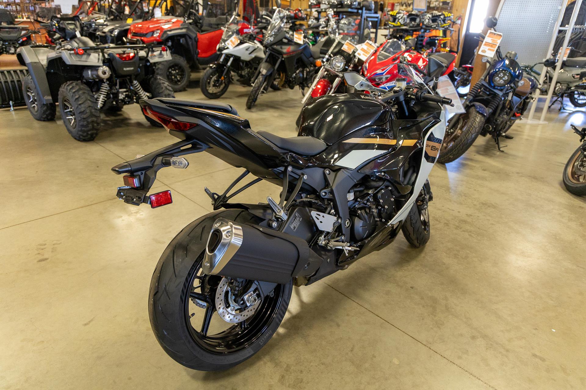 2026 Kawasaki NINJA ZX-6R ABS in Sauk Rapids, Minnesota - Photo 6