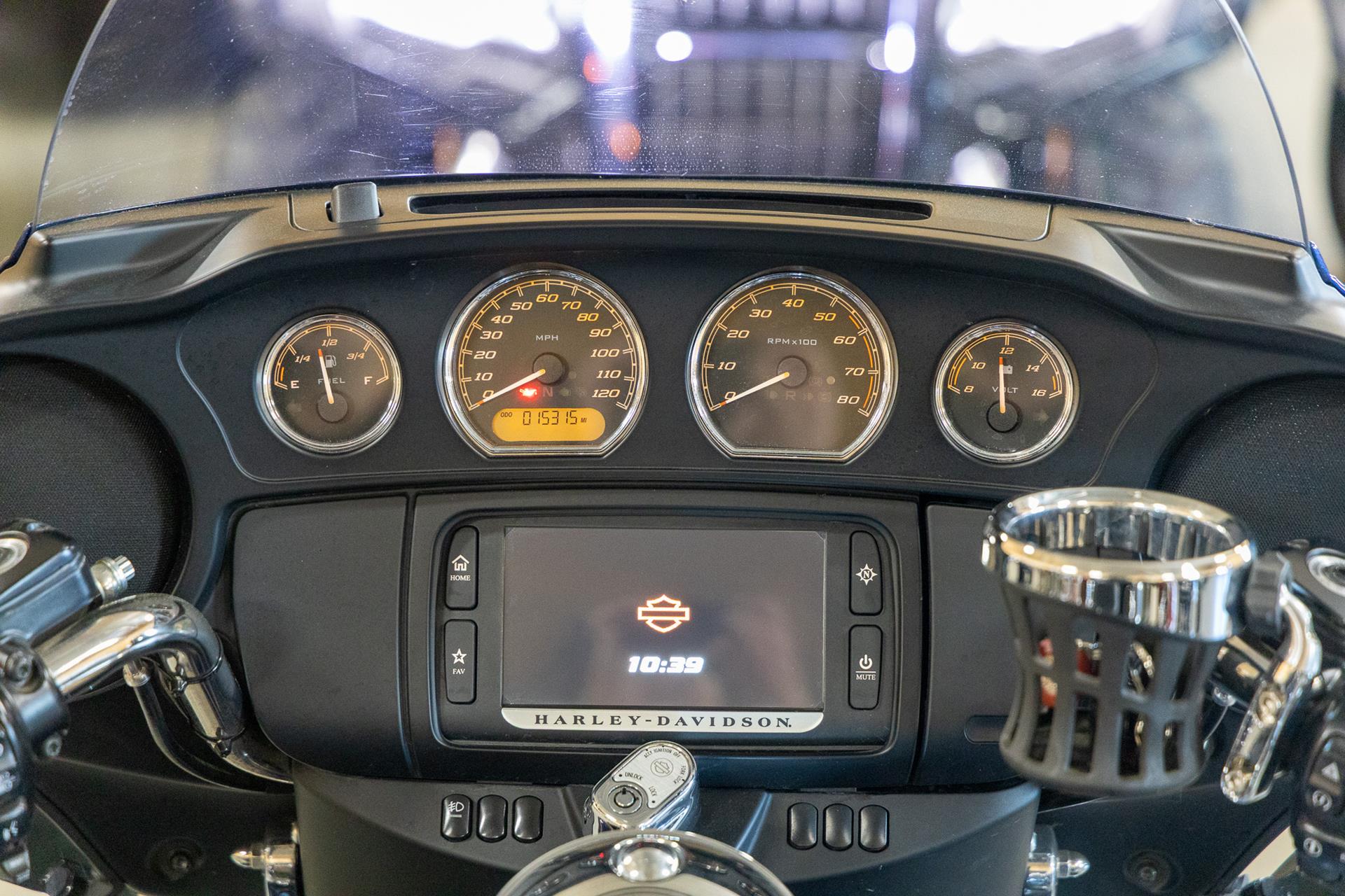 2014 Harley-Davidson Tri Glide® Ultra in Sauk Rapids, Minnesota - Photo 12