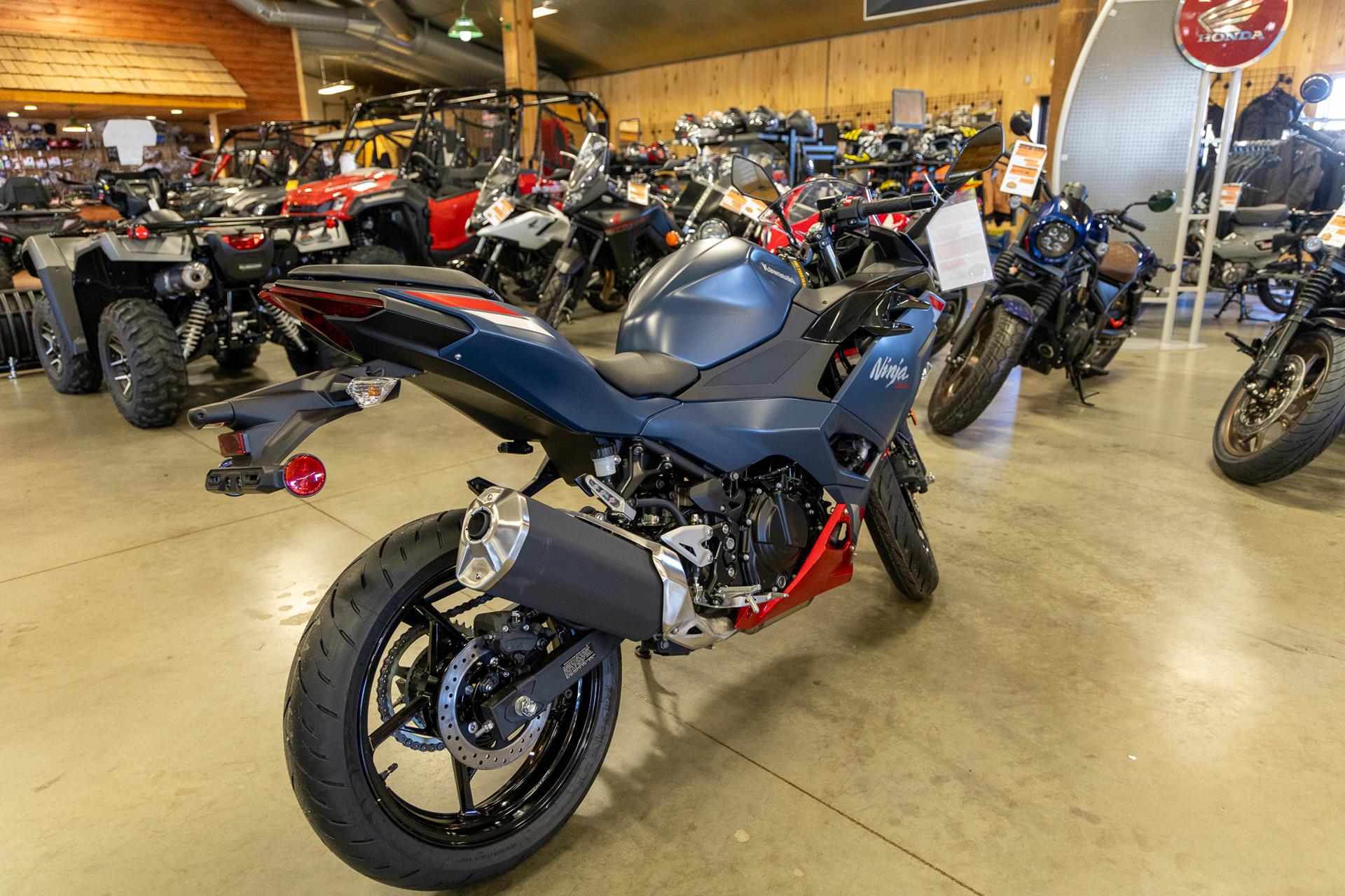 2026 Kawasaki Ninja 500 ABS in Sauk Rapids, Minnesota - Photo 6