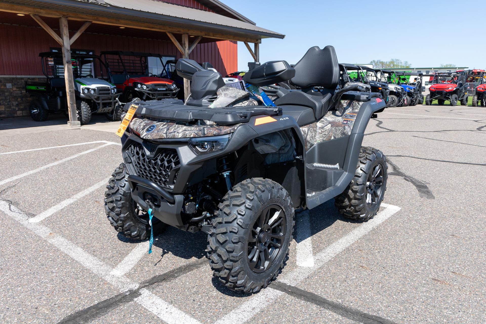 2025 CFMOTO CForce 800 Touring in Sauk Rapids, Minnesota - Photo 2