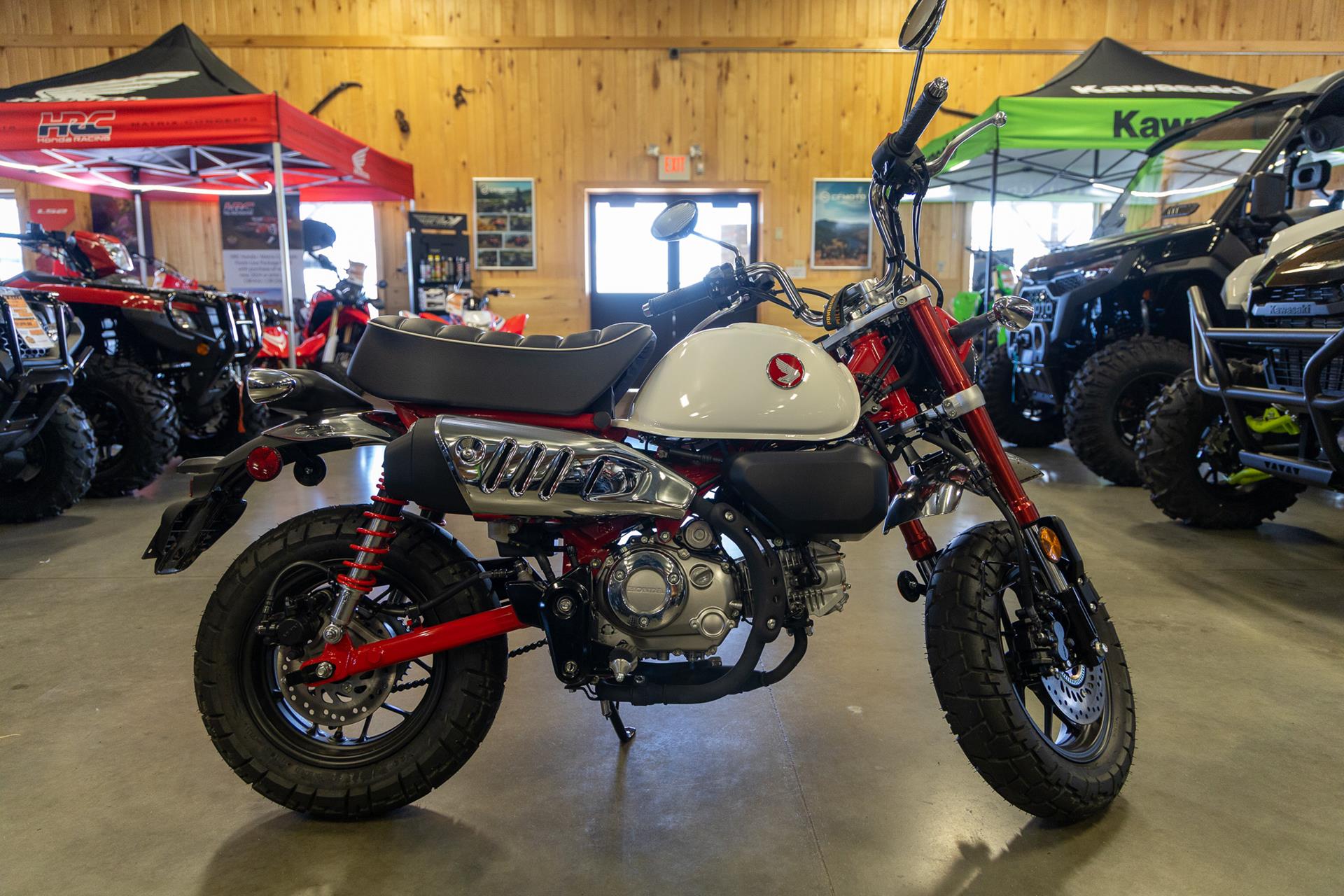 2025 Honda Monkey ABS in Sauk Rapids, Minnesota - Photo 4