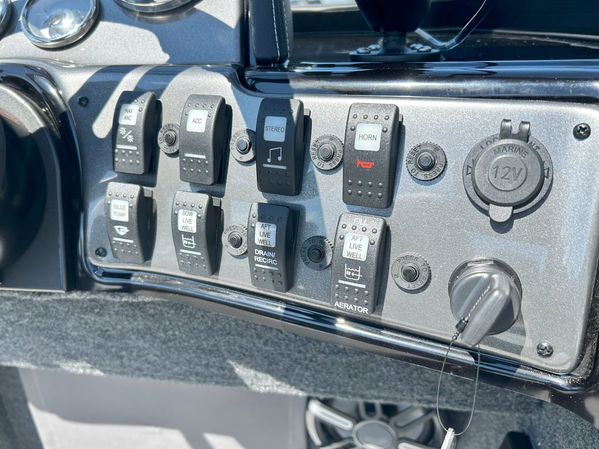 2026 Smoker Craft ULTIMA 172 in Saint Cloud, Minnesota - Photo 9