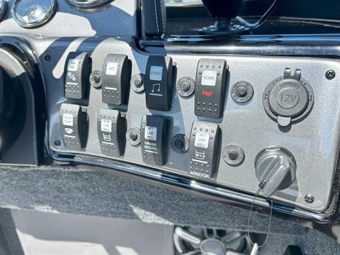 2026 Smoker Craft ULTIMA 172 in Saint Cloud, Minnesota - Photo 9