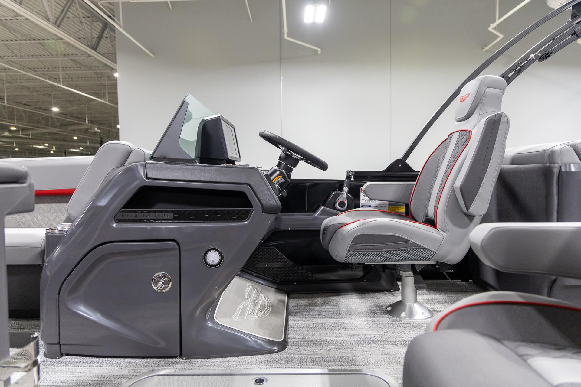 2025 Bennington 22 MFB in Saint Cloud, Minnesota - Photo 14