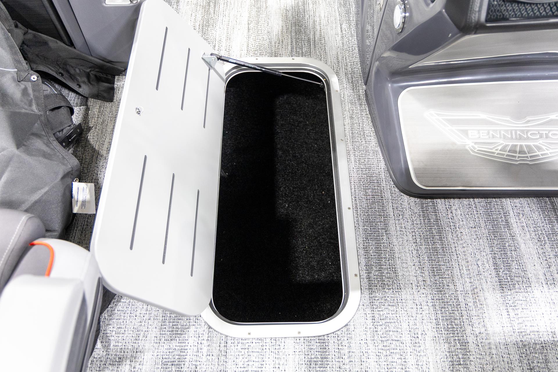 2025 Bennington 22 MFB in Saint Cloud, Minnesota - Photo 26