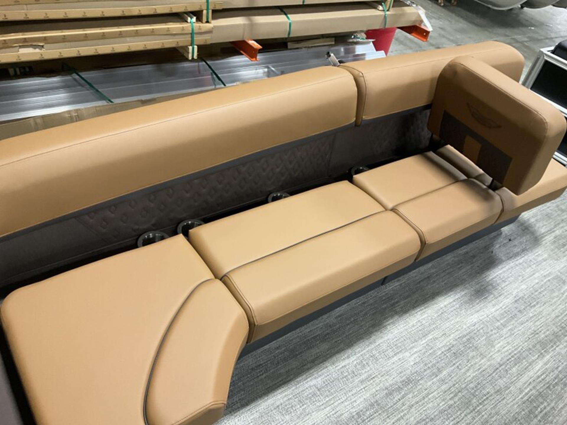 2025 Bennington 22 MFB in Saint Cloud, Minnesota - Photo 6