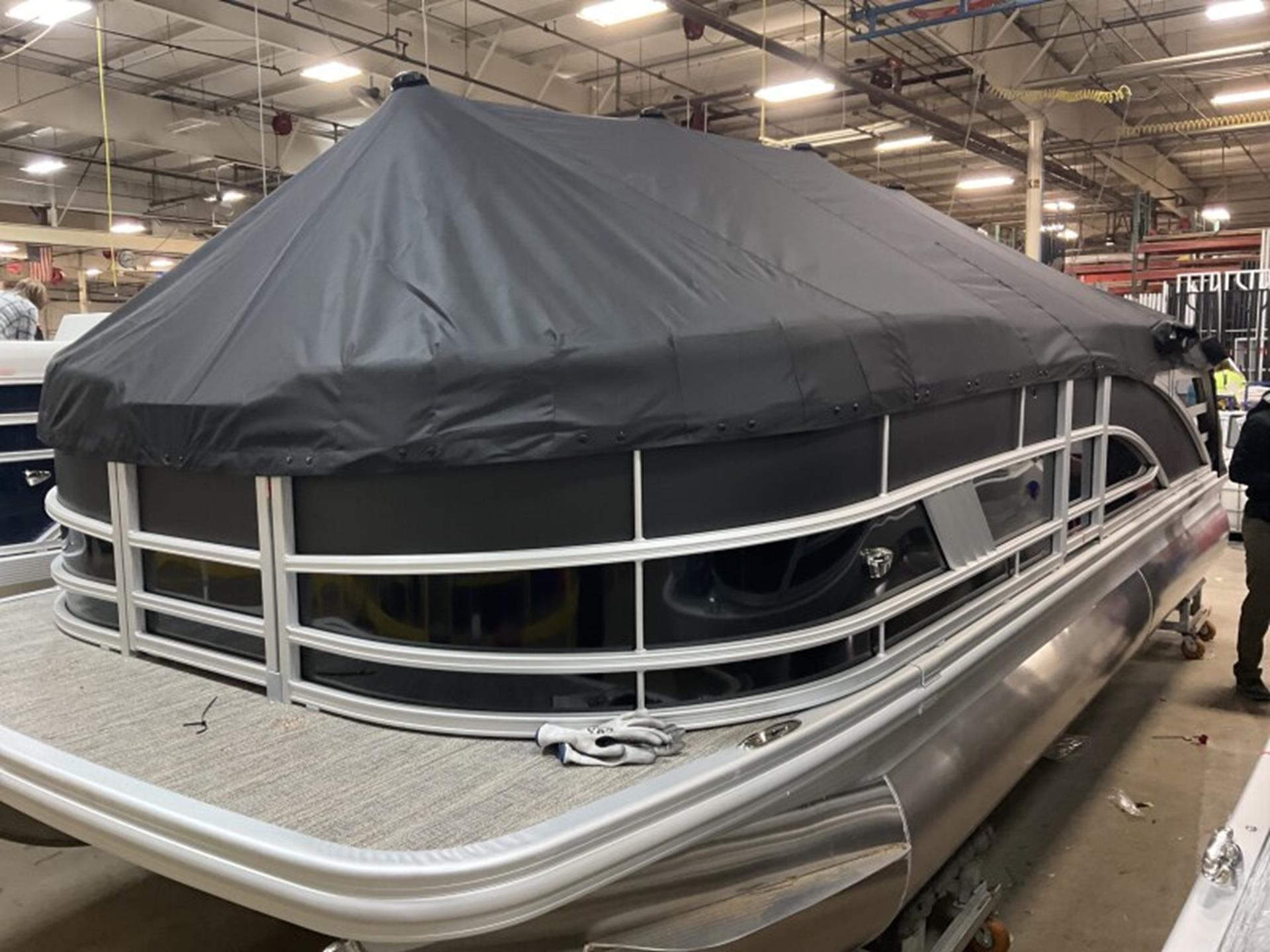 2025 Bennington 22 MFB in Saint Cloud, Minnesota - Photo 10