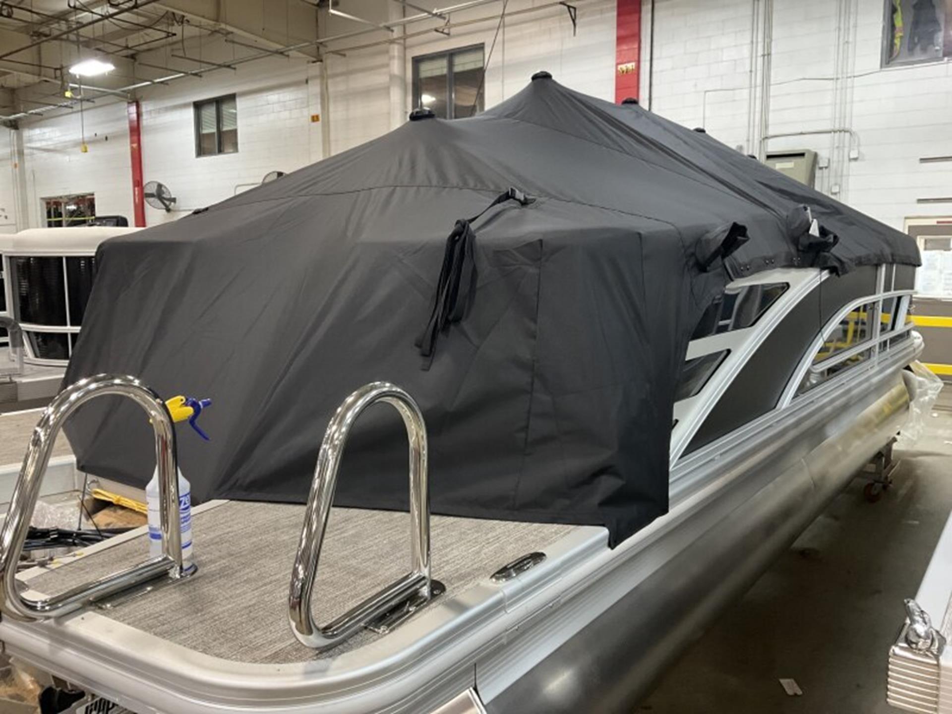 2025 Bennington 22 MFB in Saint Cloud, Minnesota - Photo 12