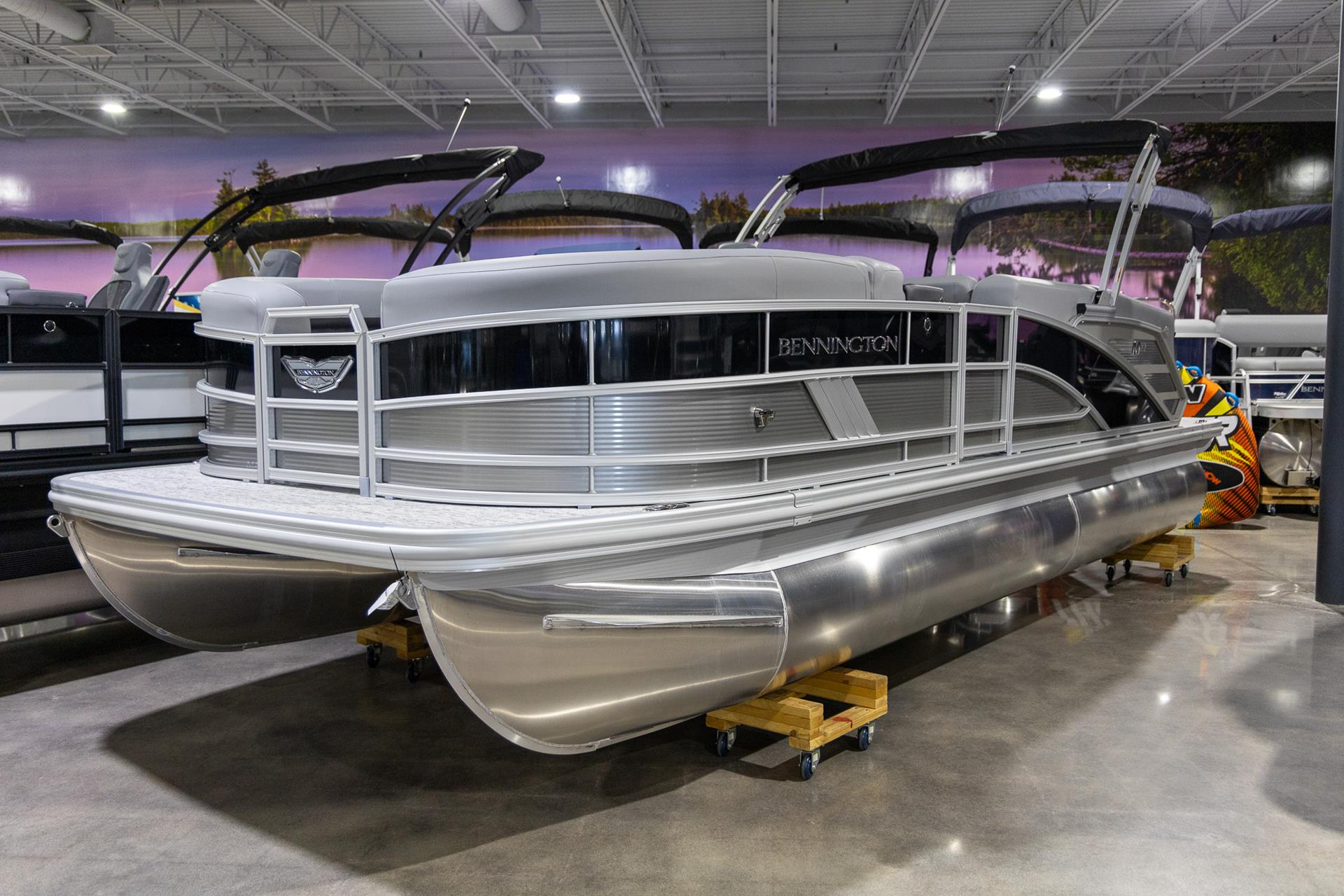 2025 Bennington 22 MFB in Saint Cloud, Minnesota - Photo 2