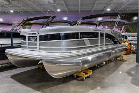 2025 Bennington 22 MFB in Saint Cloud, Minnesota - Photo 2