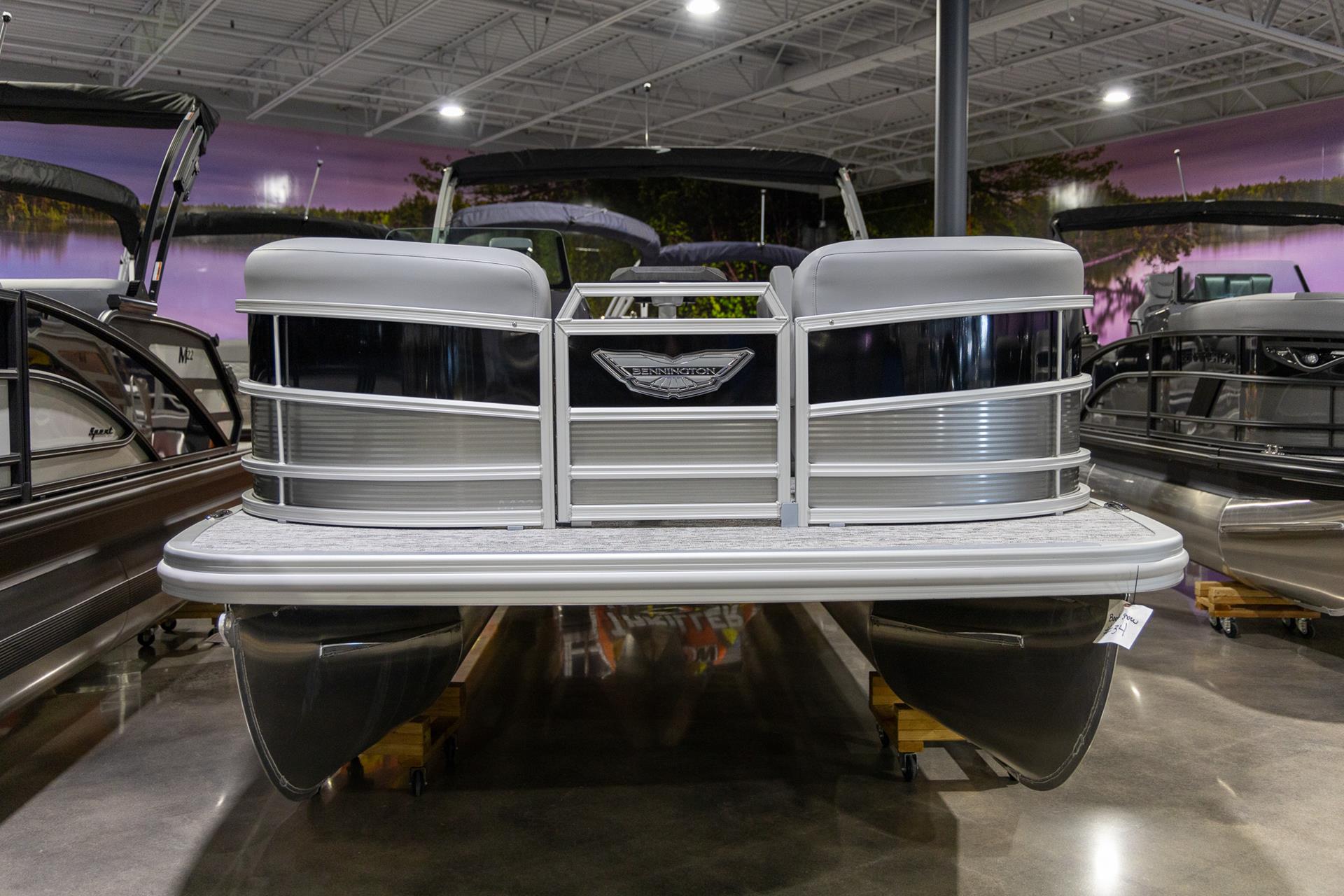 2025 Bennington 22 MFB in Saint Cloud, Minnesota - Photo 3