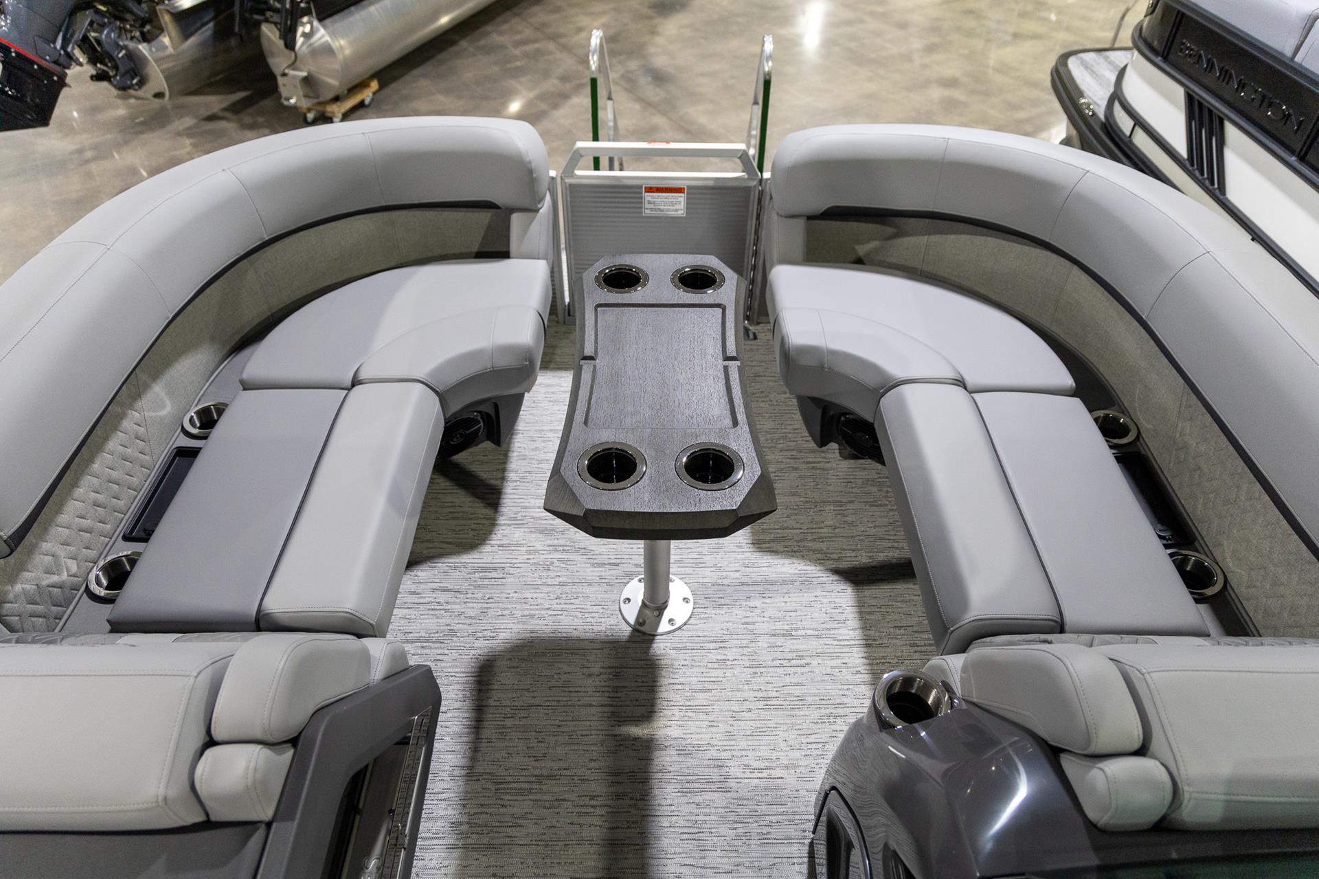 2025 Bennington 22 MFB in Saint Cloud, Minnesota - Photo 8