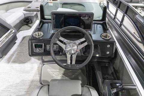 2025 Bennington 22 MFB in Saint Cloud, Minnesota - Photo 17