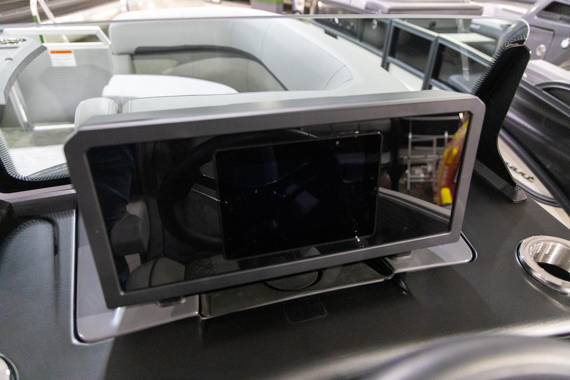 2025 Bennington 22 MFB in Saint Cloud, Minnesota - Photo 19