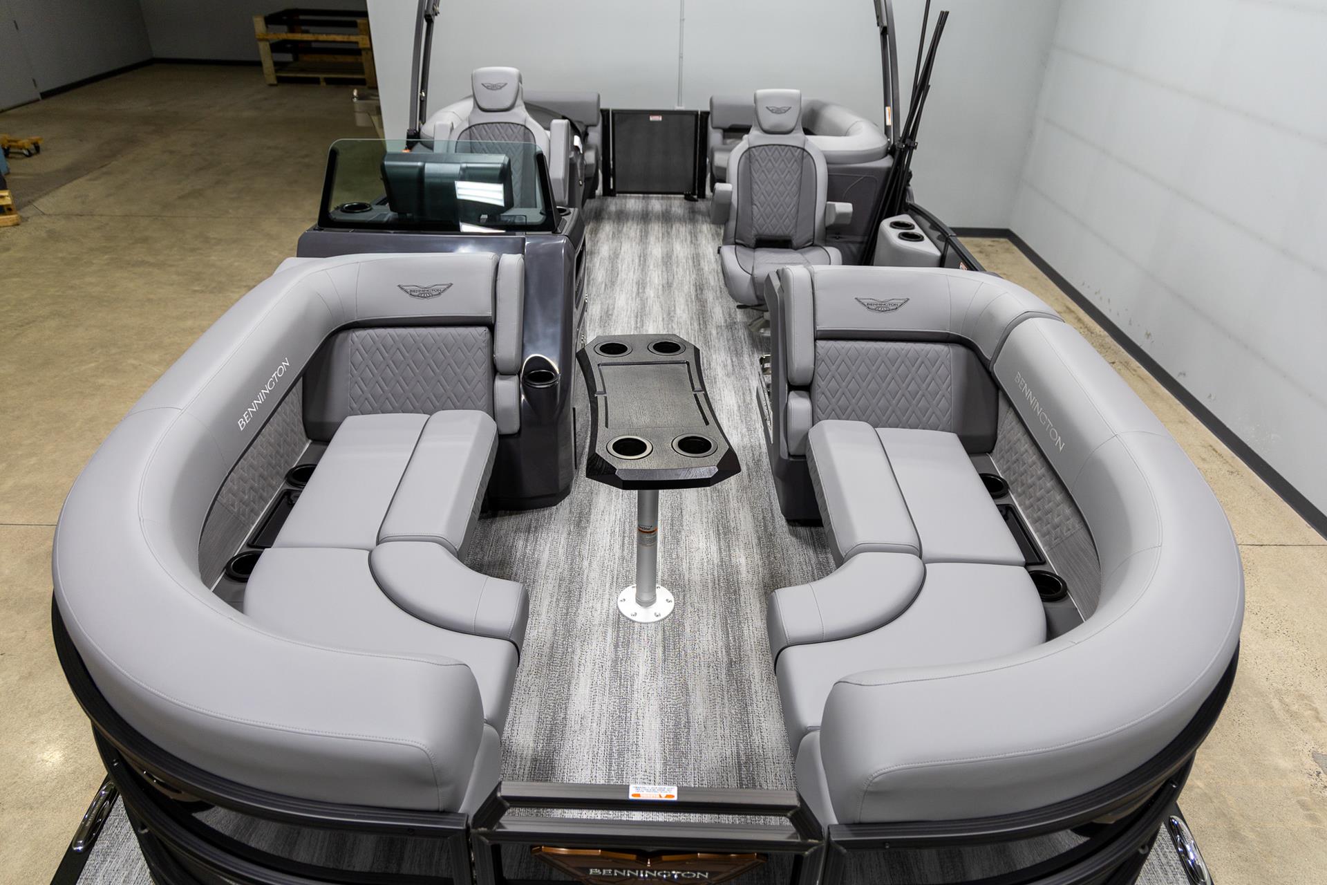 2025 Bennington 22 MFB in Saint Cloud, Minnesota - Photo 8