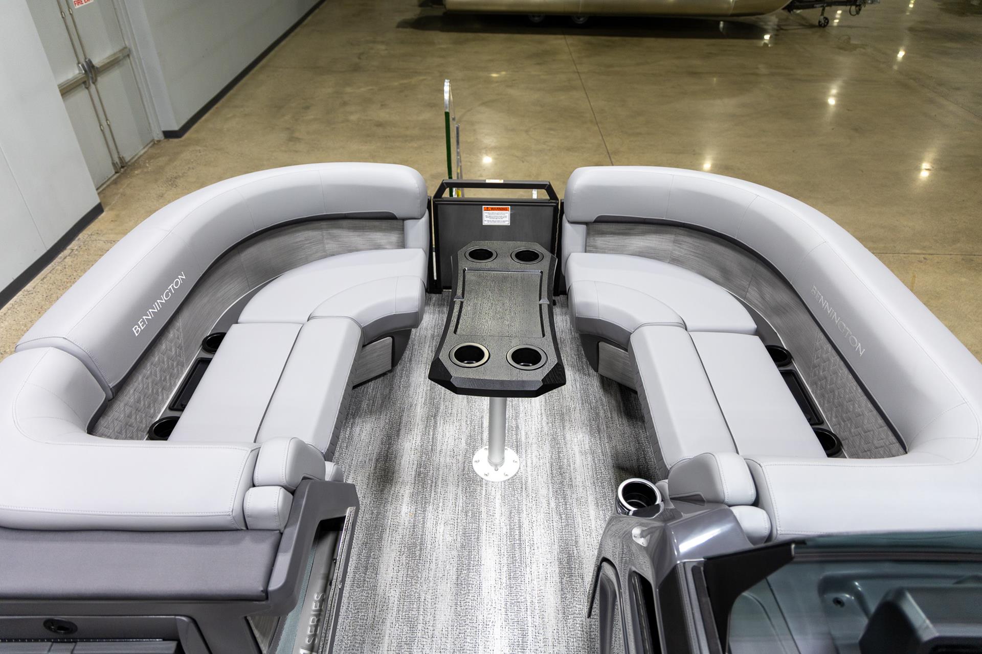 2025 Bennington 22 MFB in Saint Cloud, Minnesota - Photo 9