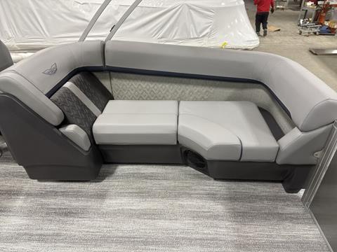 2025 Bennington 22 MFB in Saint Cloud, Minnesota - Photo 7