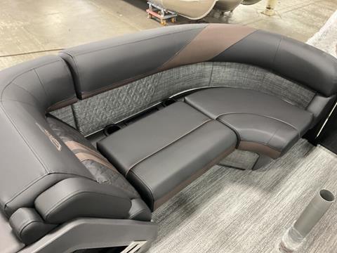 2025 Bennington 22 MFB in Saint Cloud, Minnesota - Photo 3