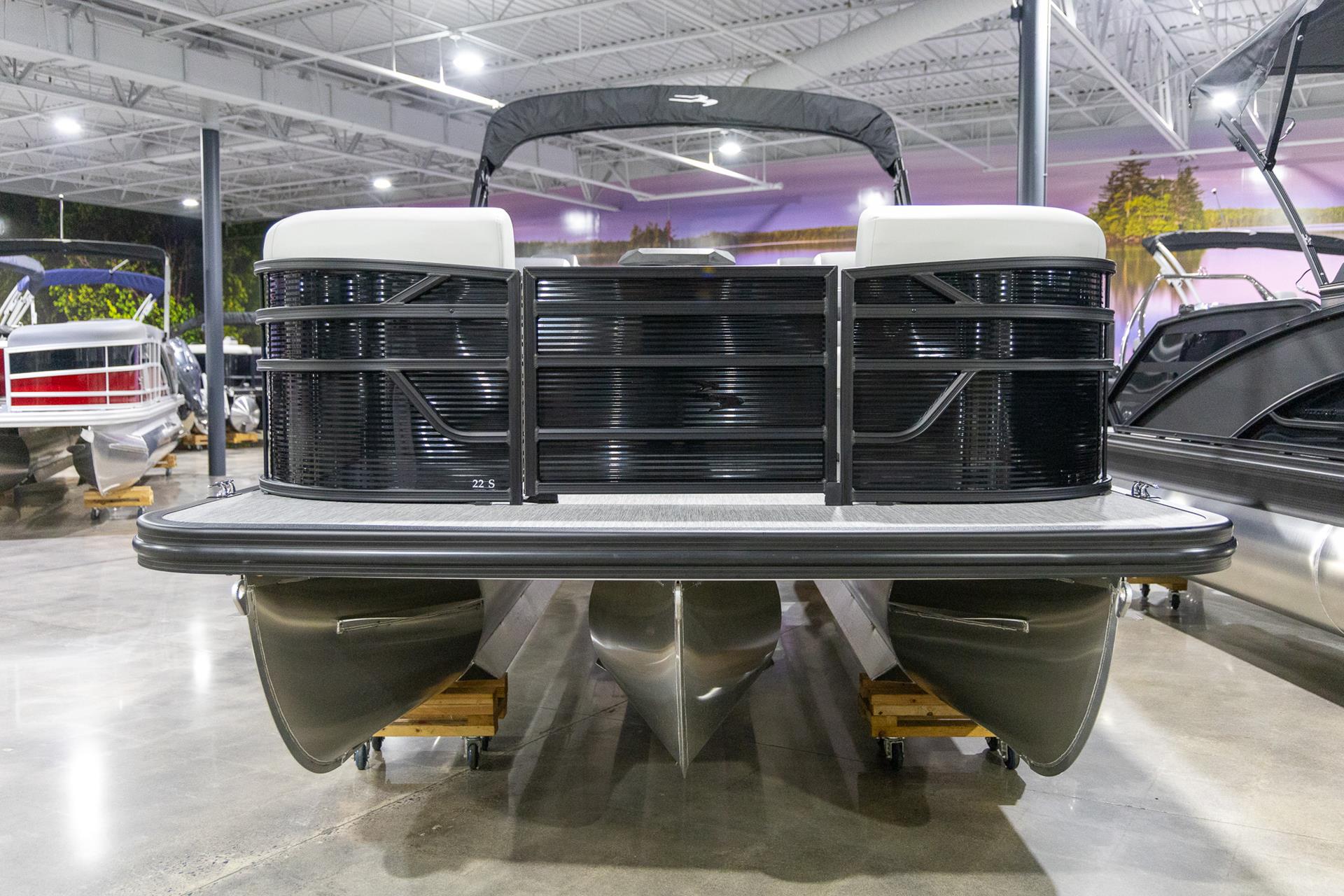 2025 Bennington 22 SSB in Saint Cloud, Minnesota - Photo 3