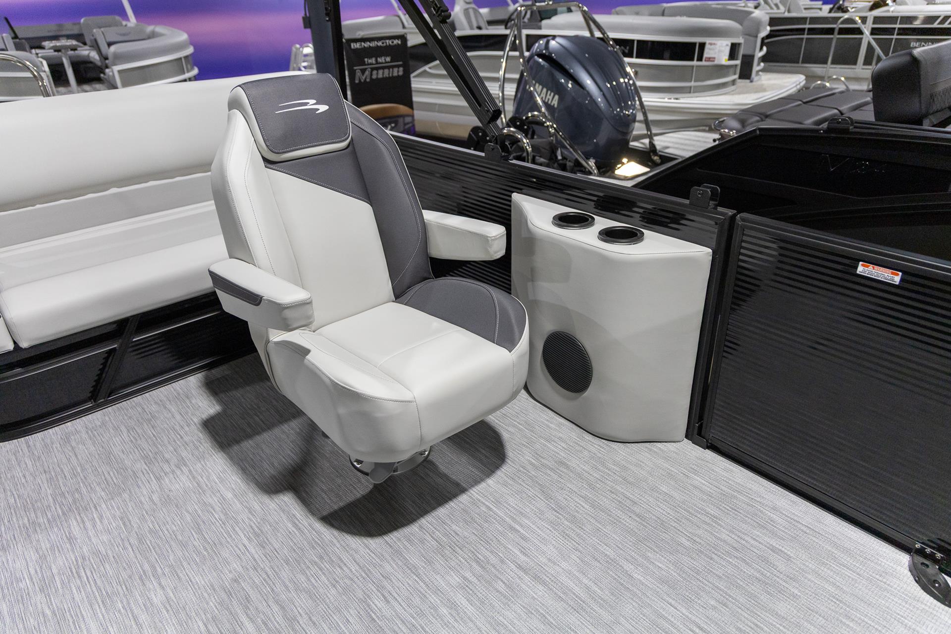 2025 Bennington 22 SSB in Saint Cloud, Minnesota - Photo 13