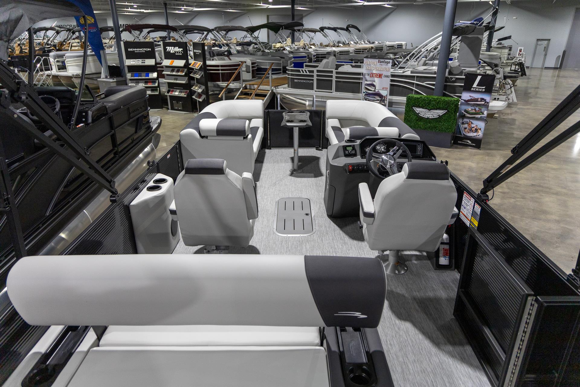 2025 Bennington 22 SSB in Saint Cloud, Minnesota - Photo 27