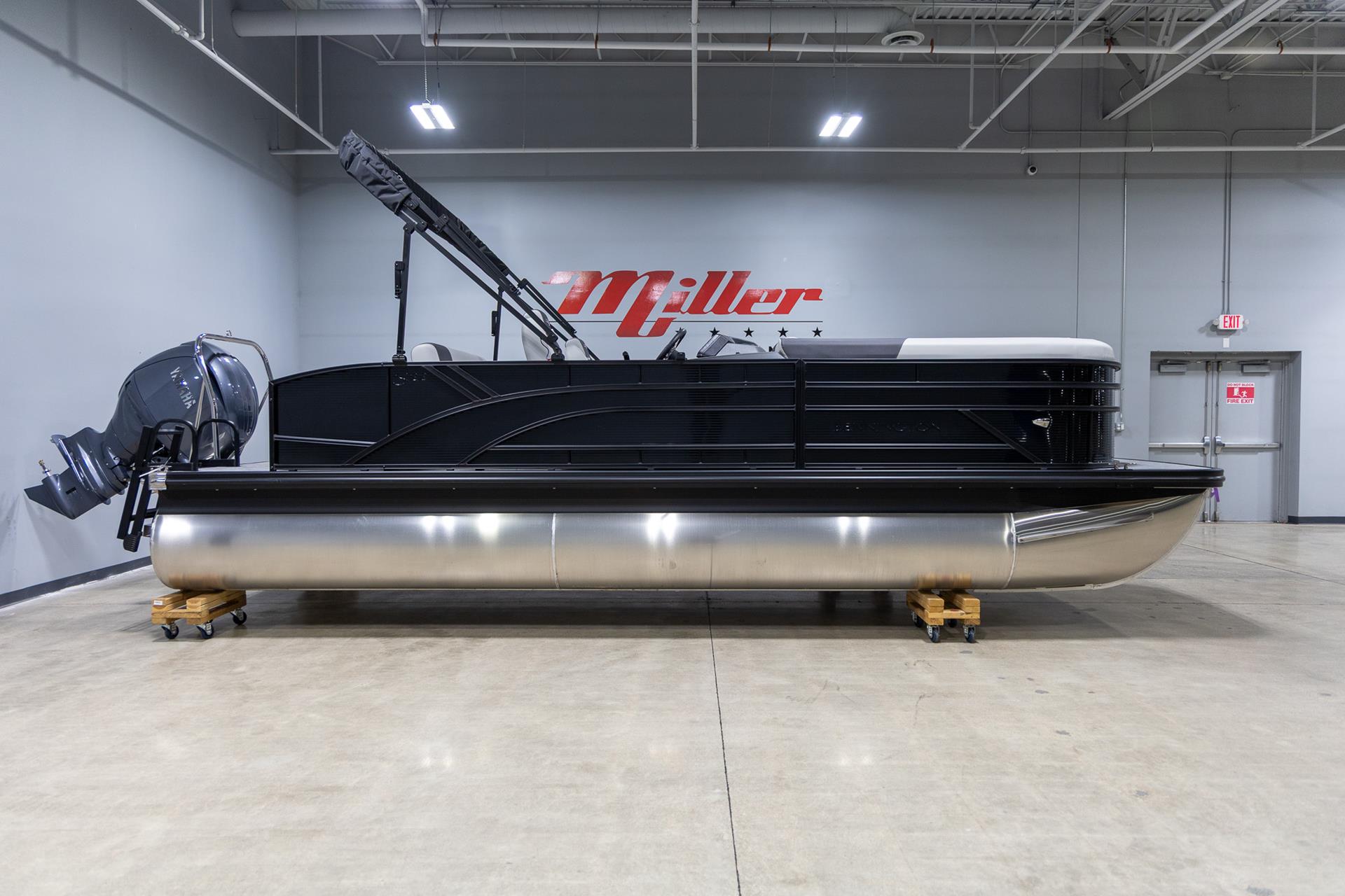 2025 Bennington 22 SSB in Saint Cloud, Minnesota - Photo 2