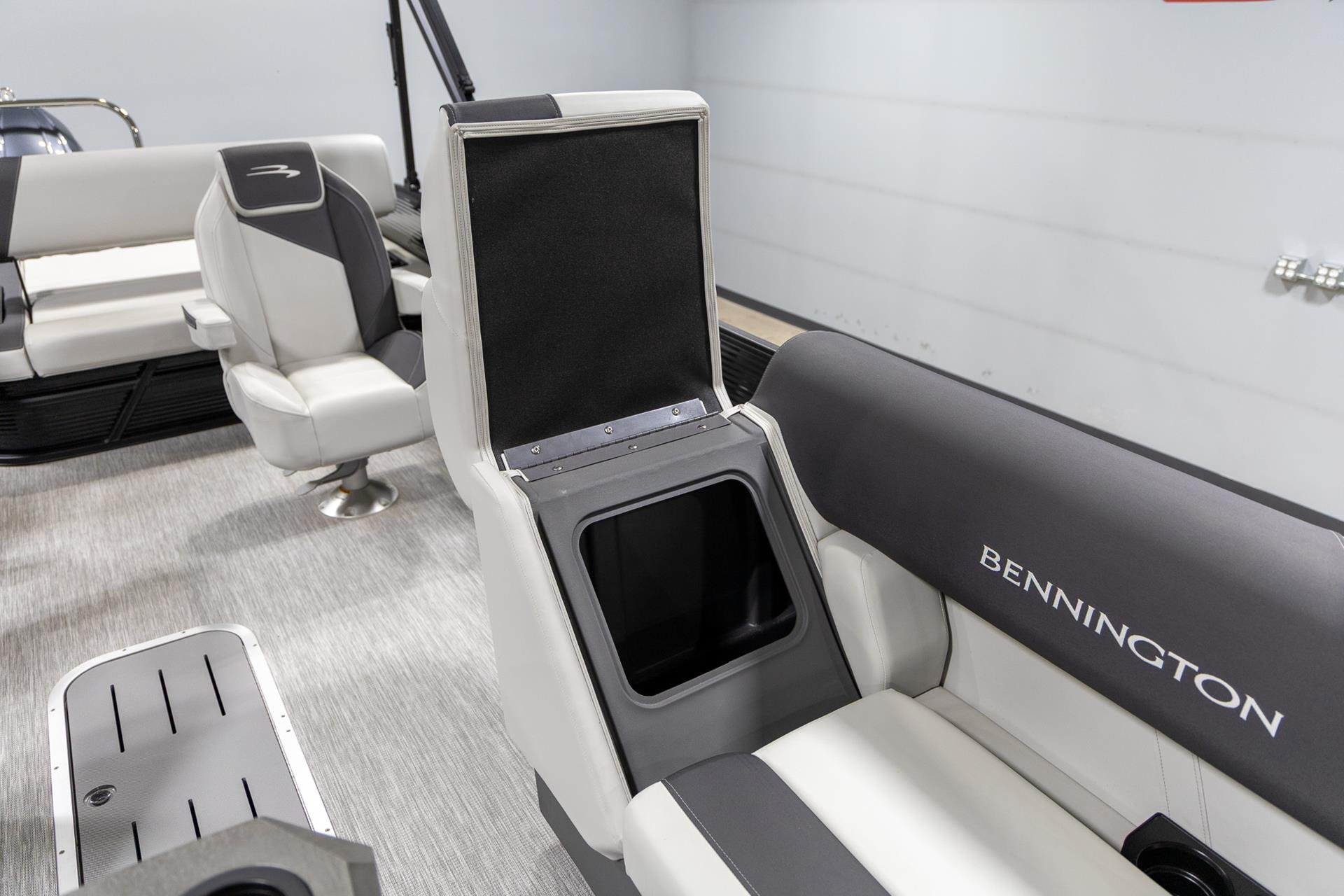 2025 Bennington 22 SSB in Saint Cloud, Minnesota - Photo 13