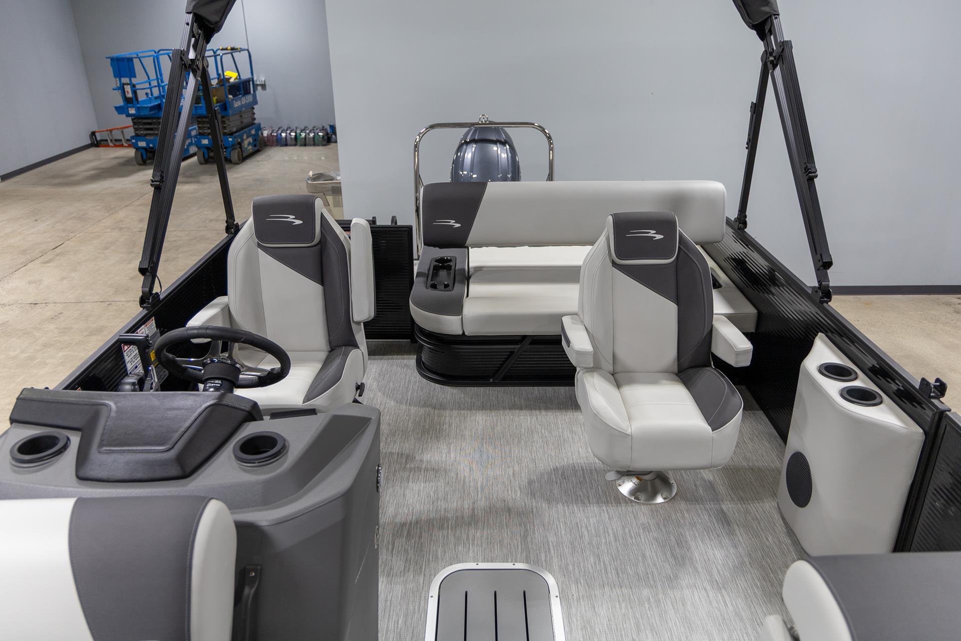 2025 Bennington 22 SSB in Saint Cloud, Minnesota - Photo 14